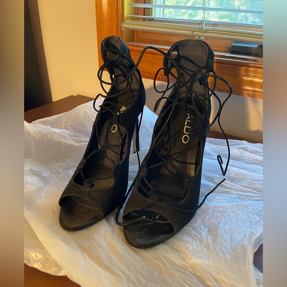 Aldo Cezarine Strappy Lace Up Black Heels US6